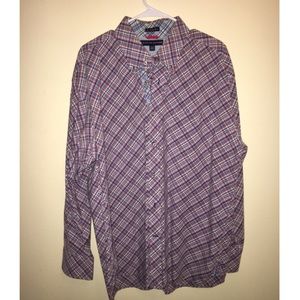 Tommy Hilfiger button up man’s shirt